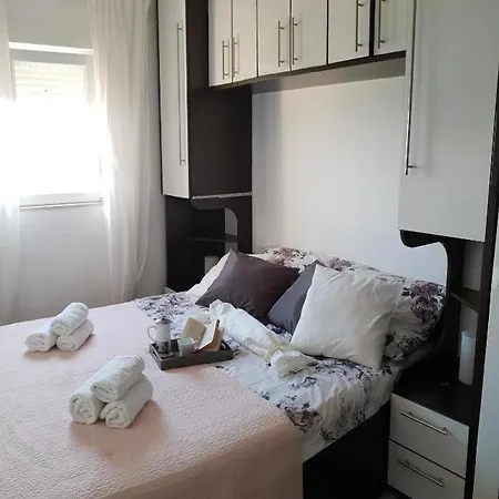 Maris Apartman *